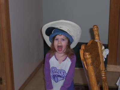 Gwen likes hats